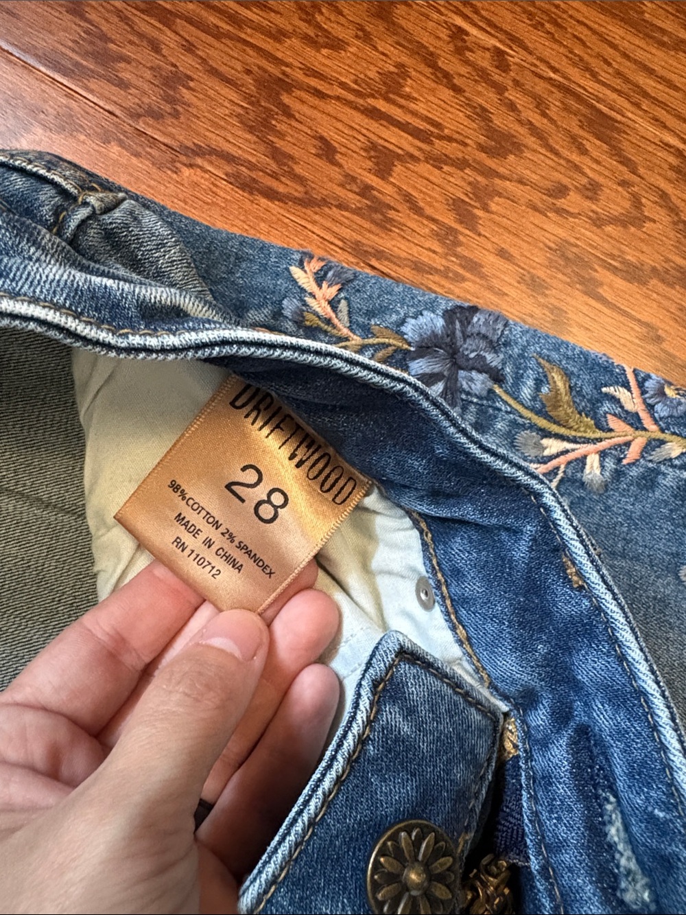 Driftwood Kelly Bootcut Jeans Floral Embroidery Boho - Picture 5 of 10